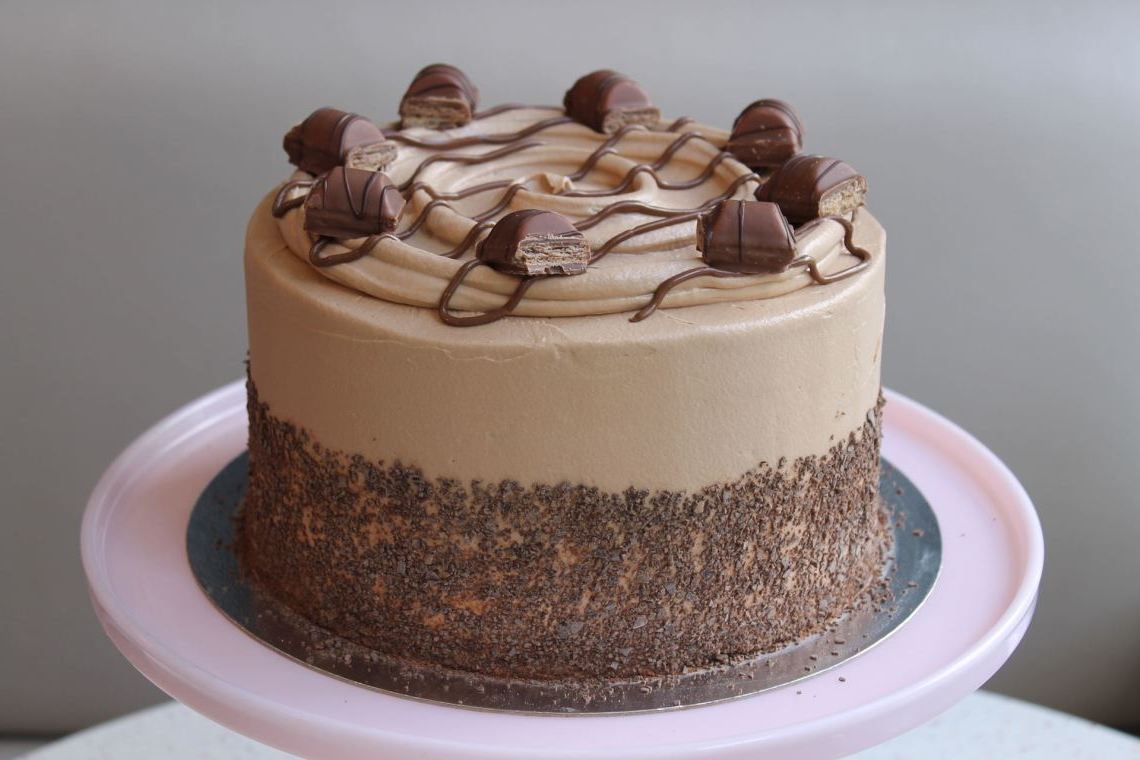 Kinder Bueno torta recept ötletek